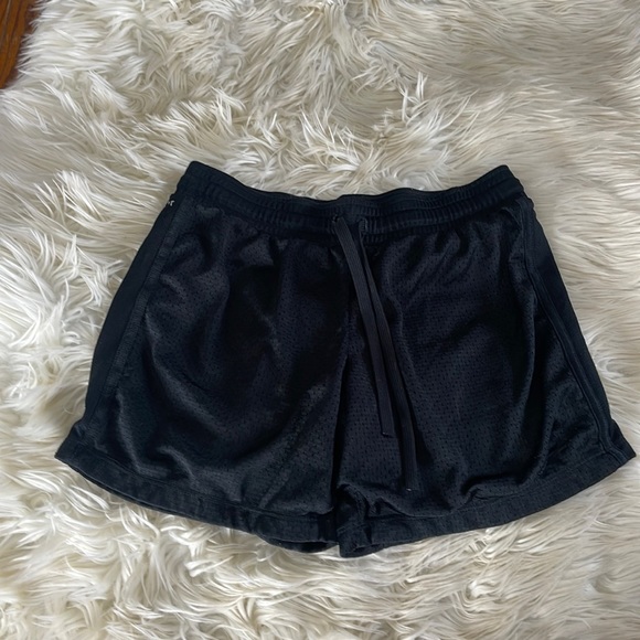 Nike Pants - Nike dry fit breathable athletic flowing black track shorts short shorts sz XS